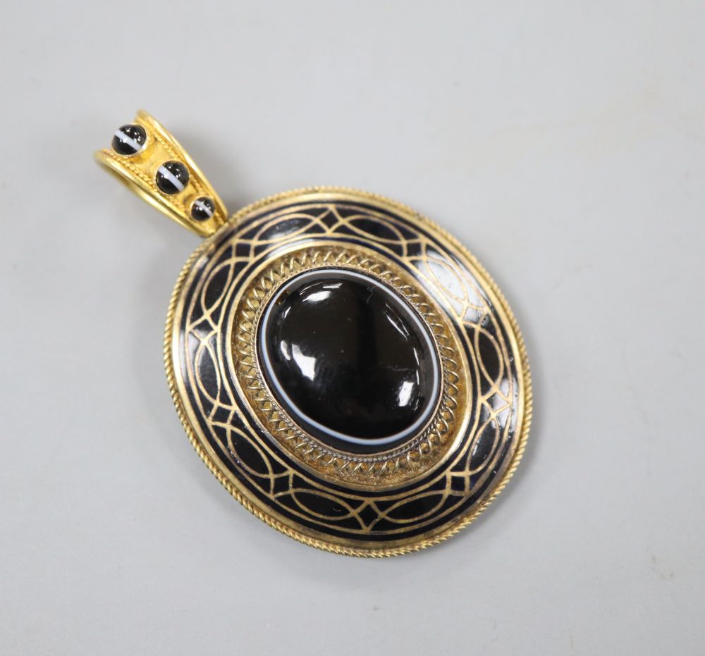 A Victorian yellow metal, banded agate and black enamel oval mourning pendant, with plaited hair verso, overall 54mm,